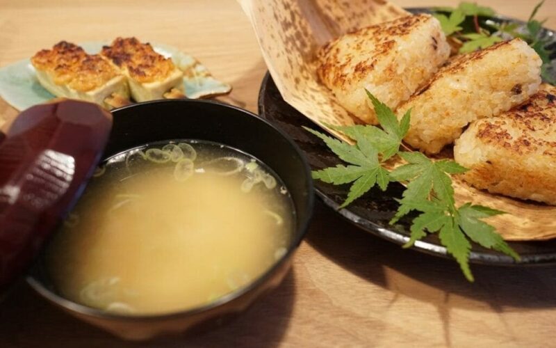 いわな味噌焼きおにぎり